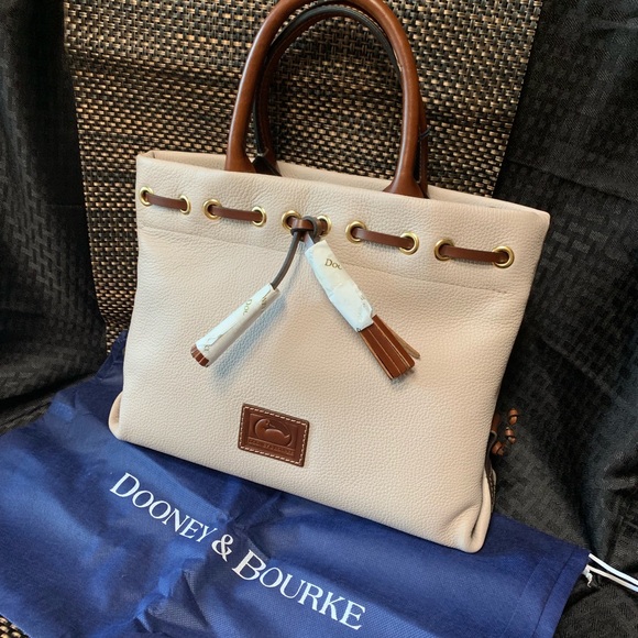 Dooney & Bourke Handbags - Dooney and Bourke tassel tote